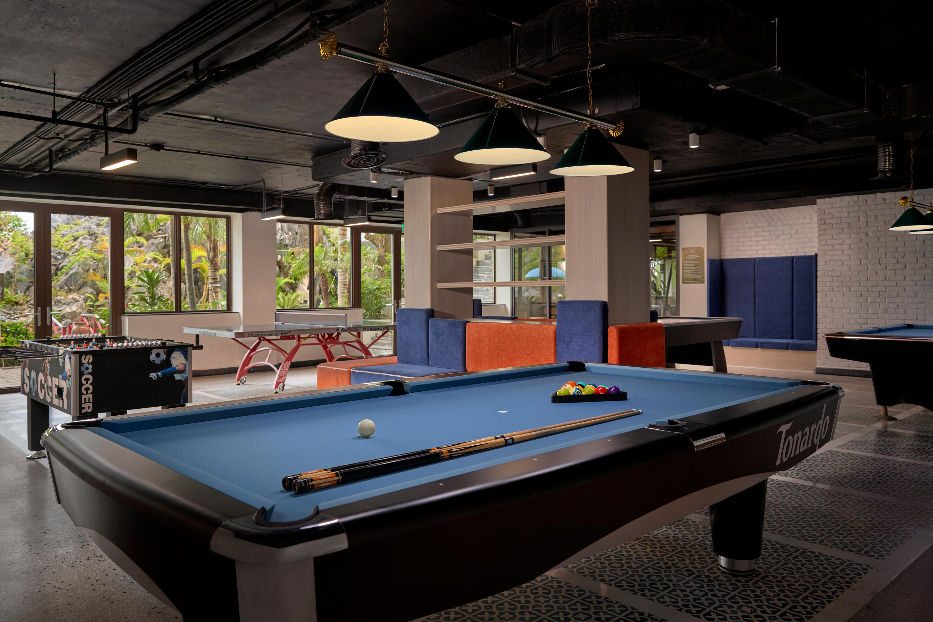 Hotel Perle D'Orient Cat Ba - Mgallery Chan Chau Eksteriør billede The game room