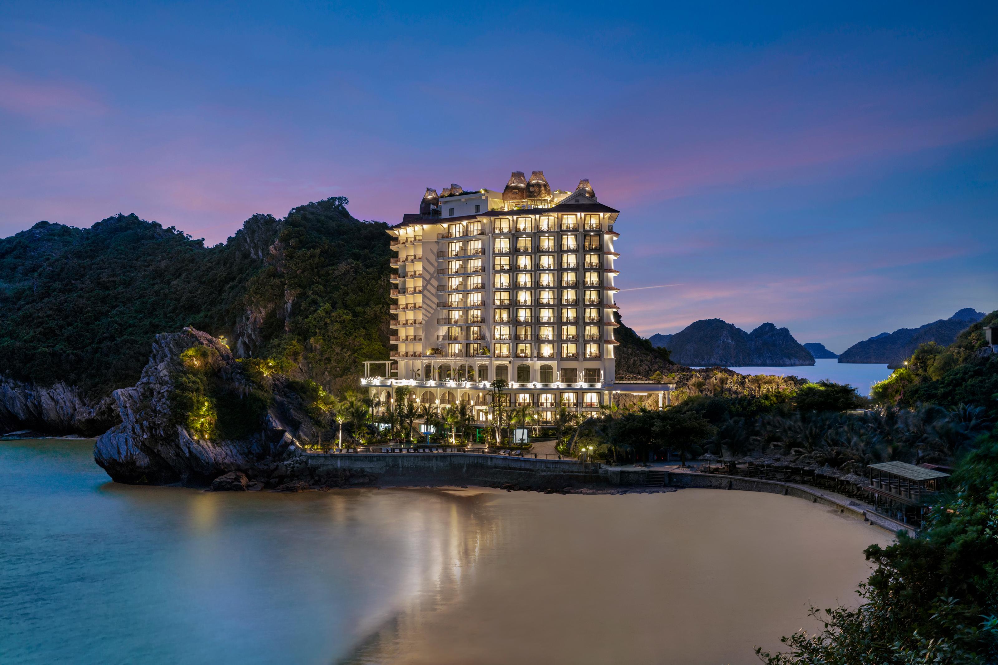 Hotel Perle D'Orient Cat Ba - Mgallery Chan Chau Eksteriør billede Vinpearl Hotel Nha Trang