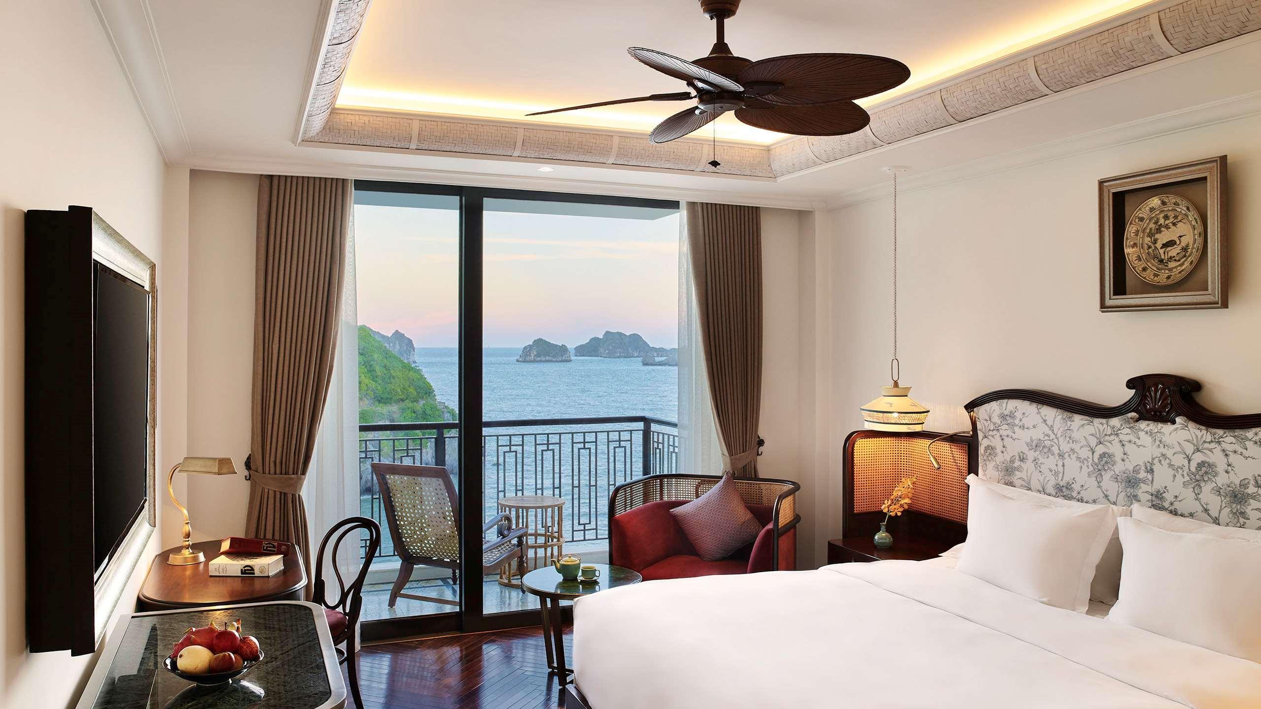 Hotel Perle D'Orient Cat Ba - Mgallery Chan Chau Eksteriør billede A room at Vinpearl Hotel Nha Trang