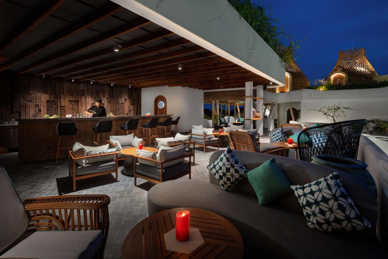 Hotel Perle D'Orient Cat Ba - Mgallery Chan Chau Eksteriør billede The Deck at The Standard, East Village